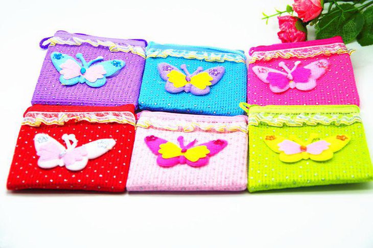 Adorable butterfly themed wallets as baby shower favors