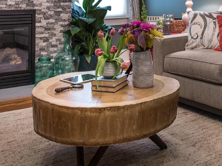 Beauitful Wooden Log DIY Coffee Table