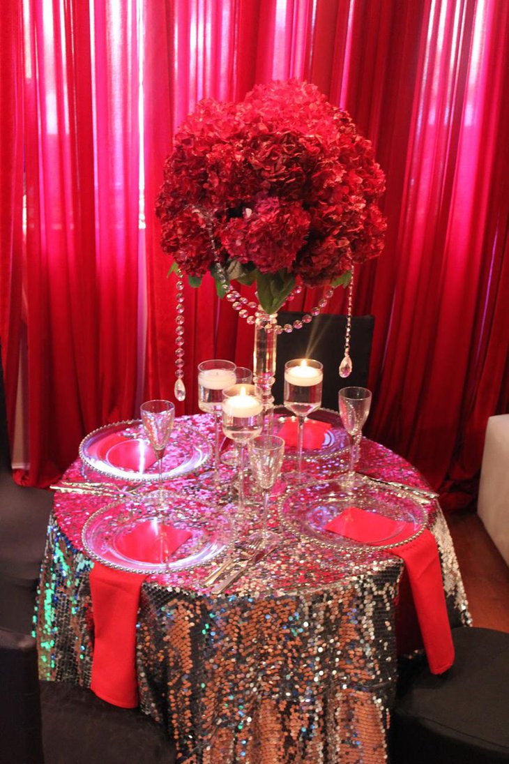 Bright Red Floral Wedding Centerpiece