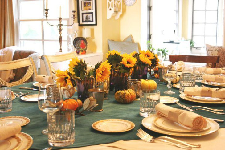 Colourful sunflower decor on dining table
