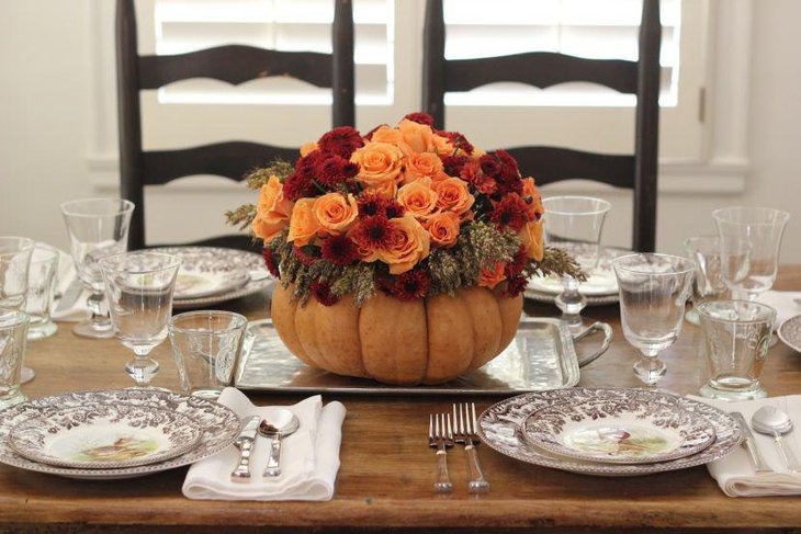 Cute DIY flower pumpkin dining table centerpiece