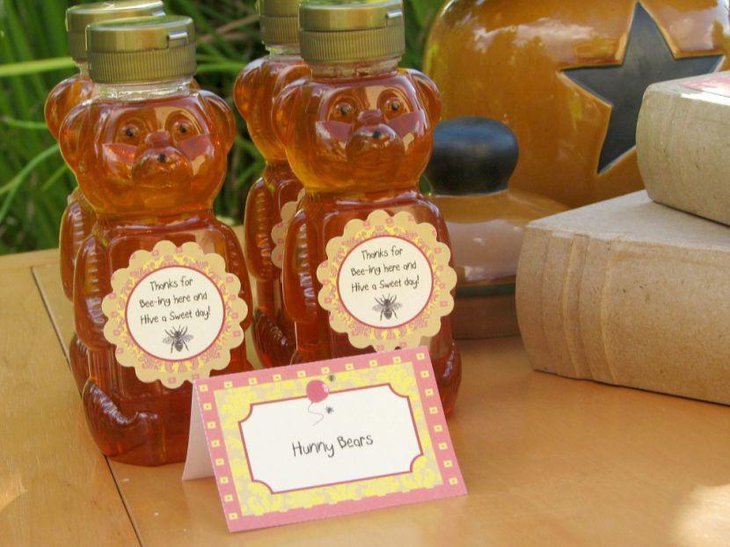Cute Winnie The Pooh honey bottle favors for baby shower