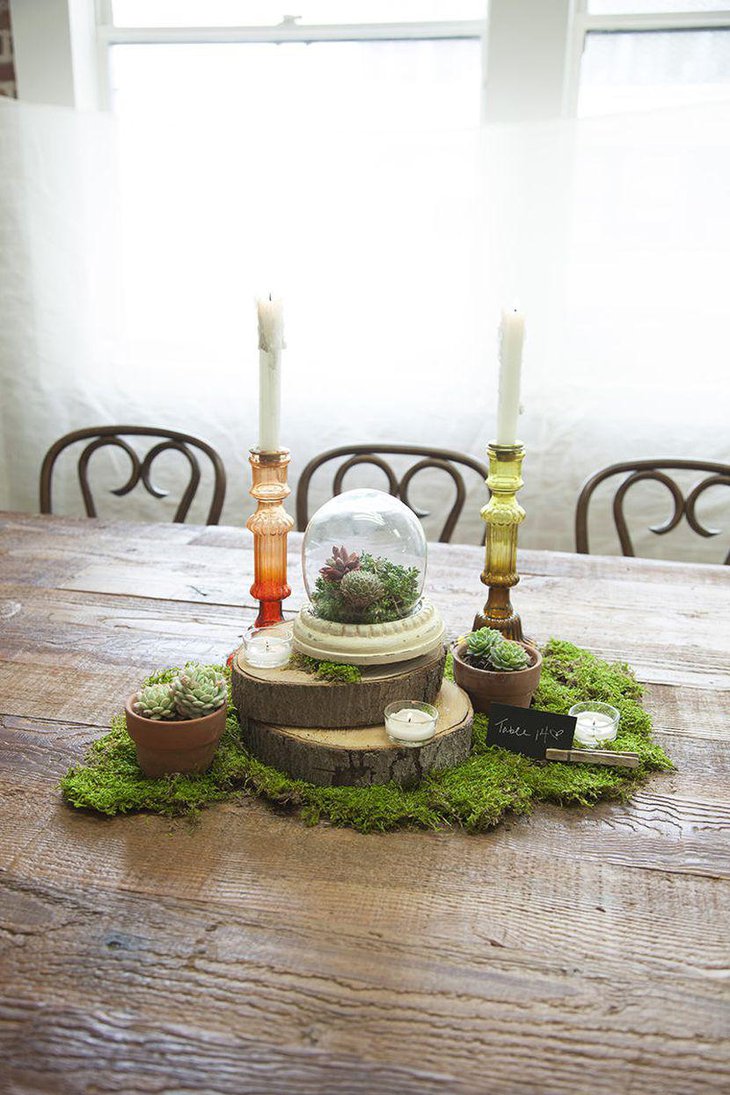 DIY moss and candle wedding tablescape