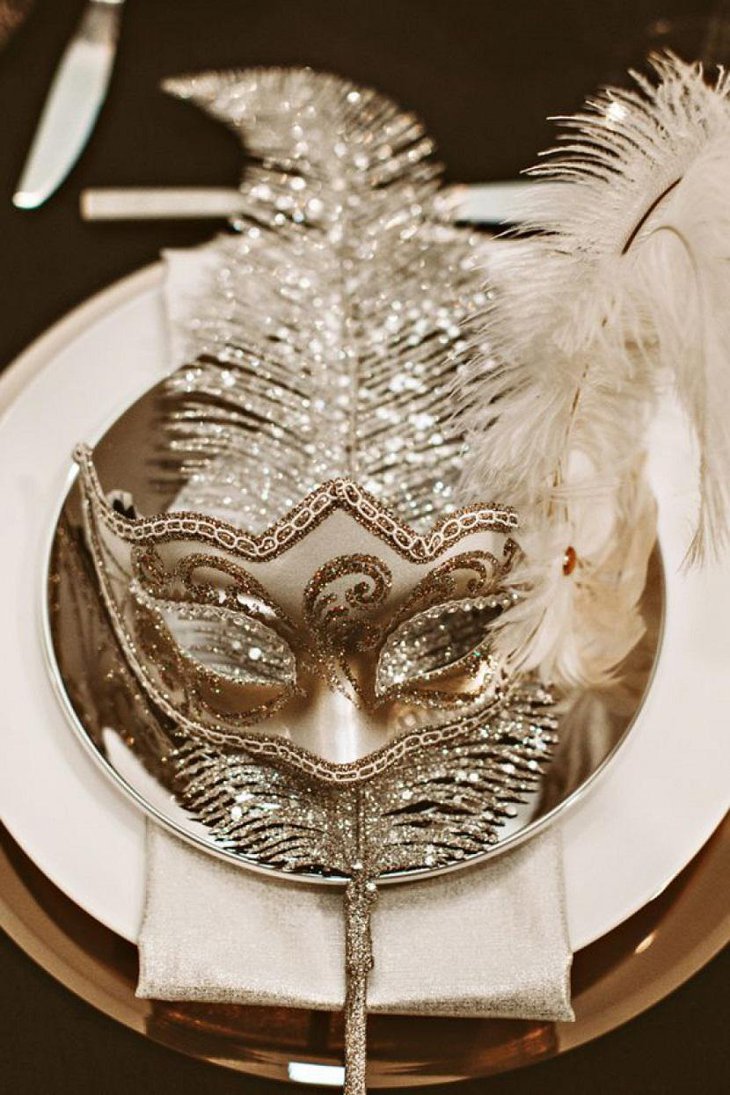 DIY New Year Masquerade Themed Table Decoration