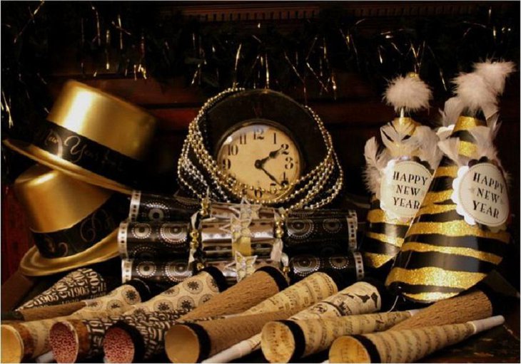 DIY New Year Table Decoration with Beautiful Black Hats and Hooters