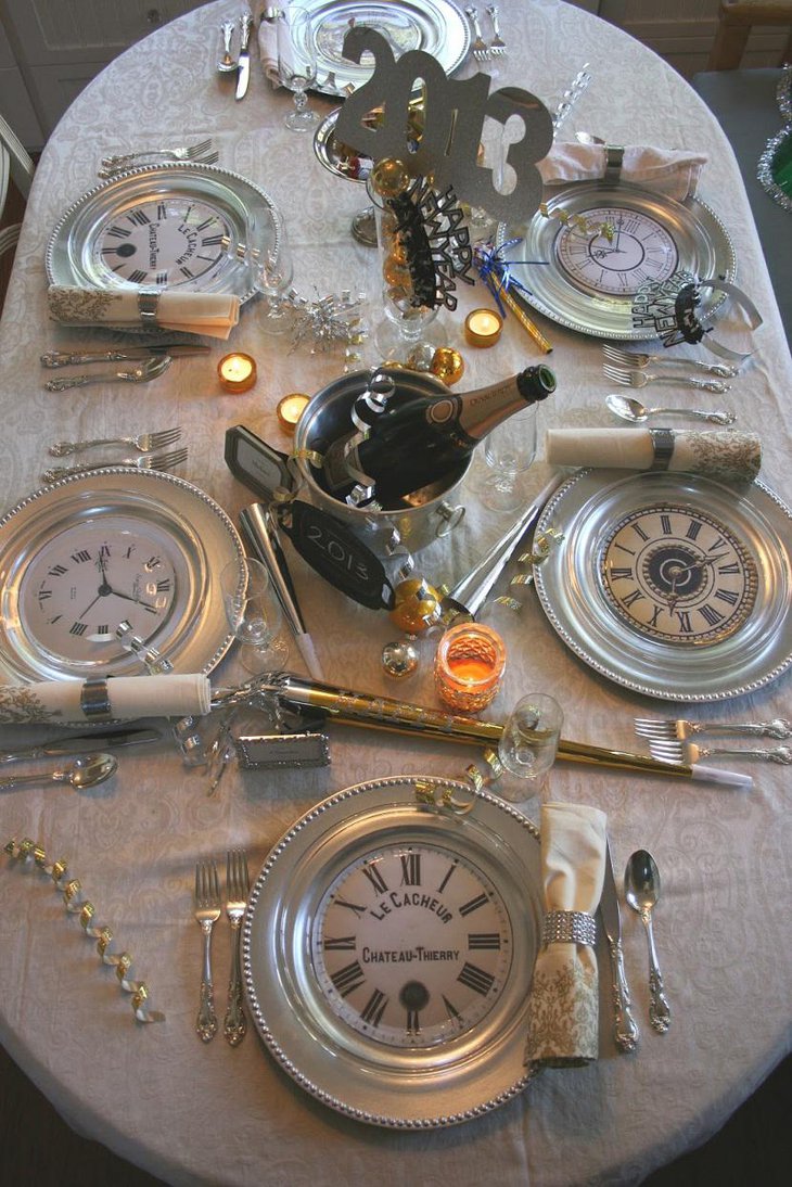 DIY New Year Table Decoration with Clock Plates and Champagne