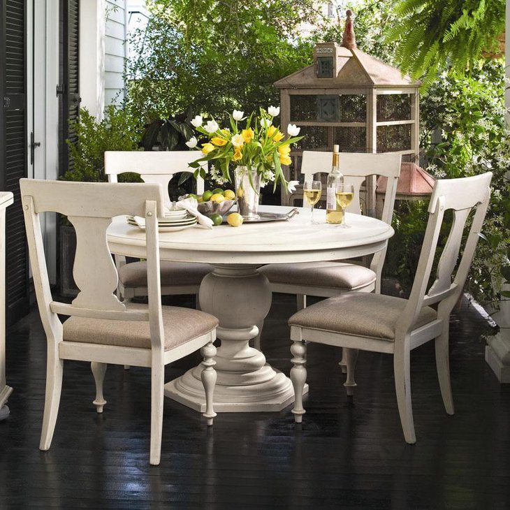 Exclusive White Round Dining Table