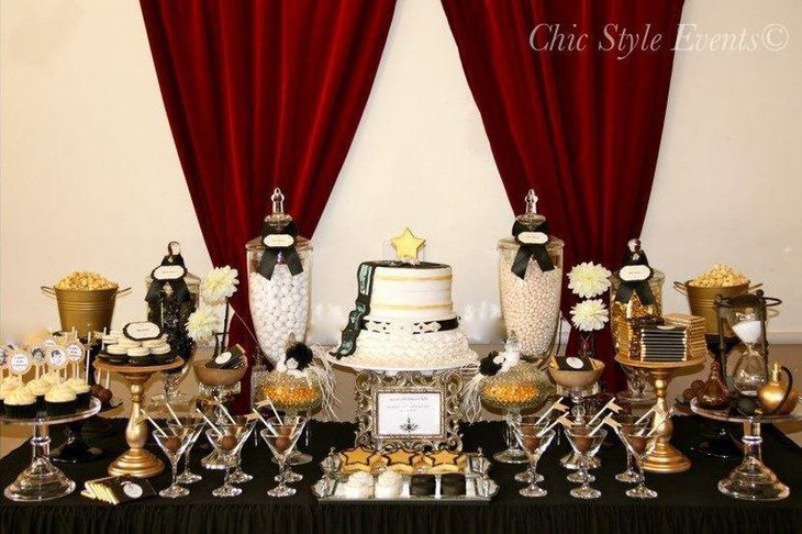 Golden accented adult birthday table decor