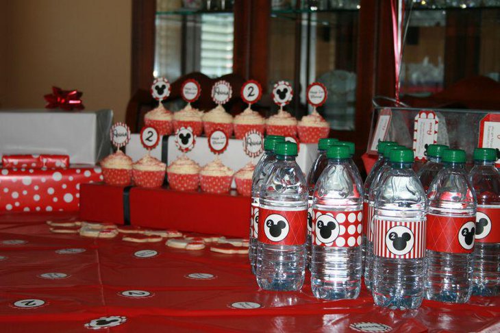 Minnie Mouse candy buffet idea for birthday party
