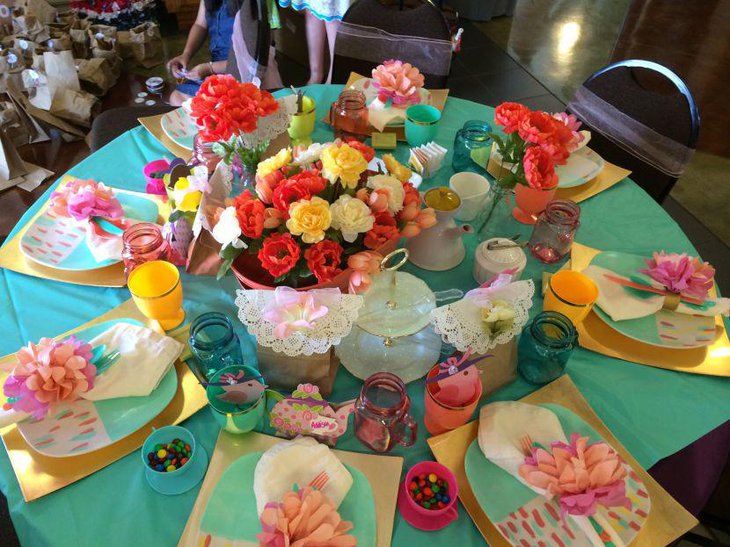 Pastel color flower decorated dinner table for spring