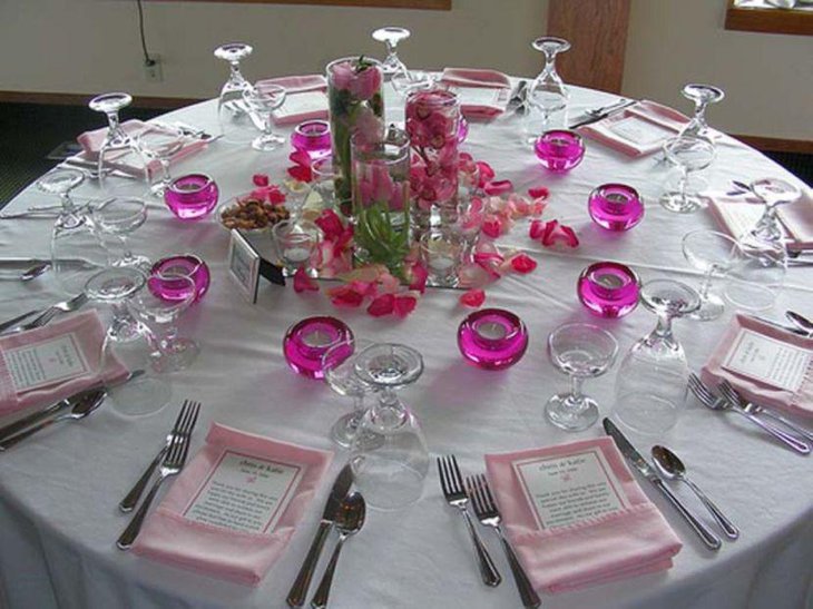 Pink and white DIY wedding table decoration