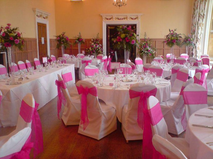 Pink And White Flower Wedding Centerpiece For Stunning Wedding