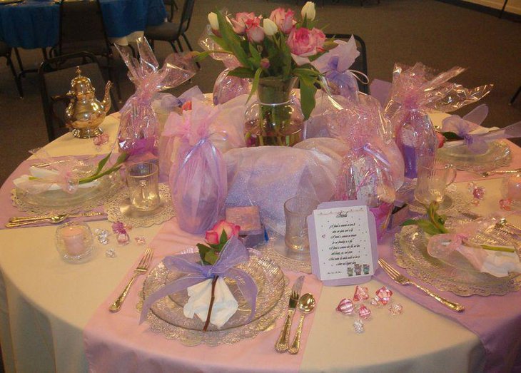 Pink floral centerpiece on Valentines Table