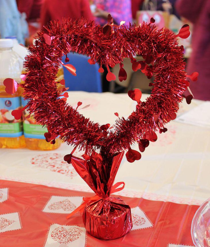 Red DIY Valentines table centerpiece