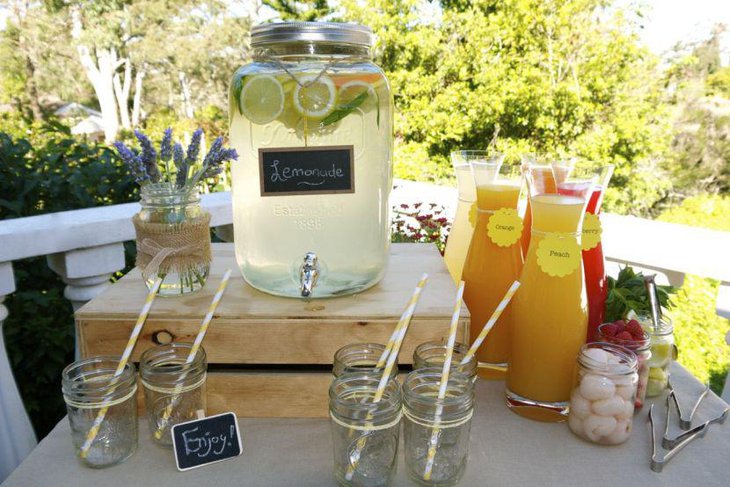 Soothing drinks served in mason jars for wedding buffet