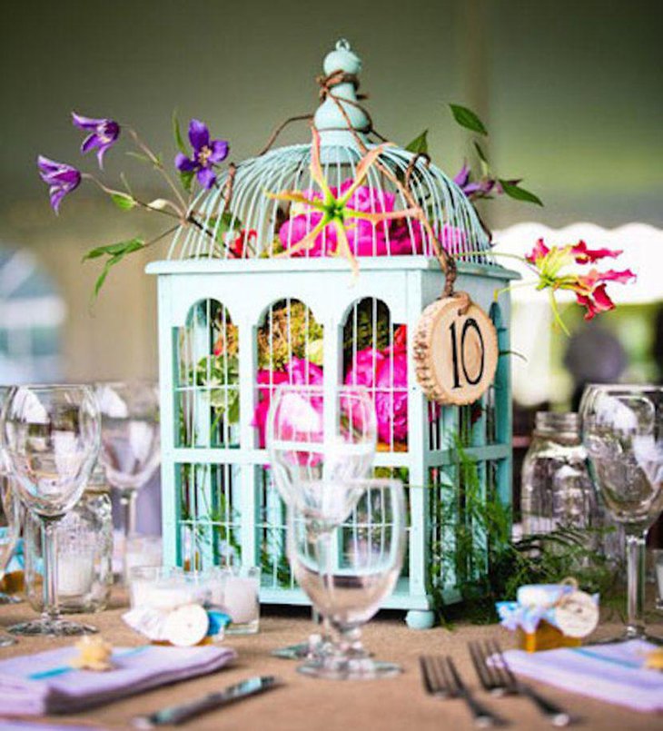 Stunning DIY Birdcage Wedding Table Centerpiece With Flowers