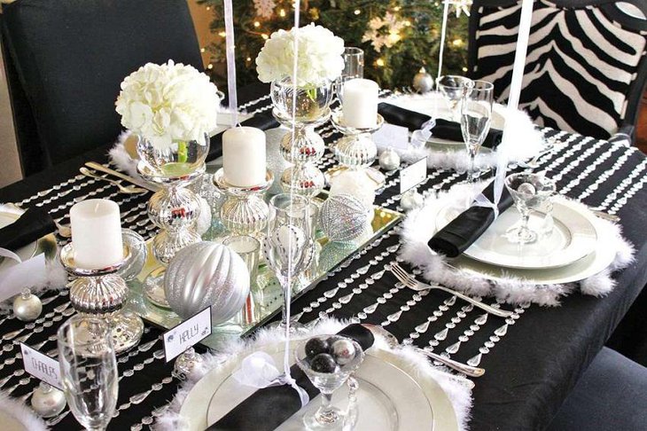 The Black and White Flower New Year Eves Party Decoration