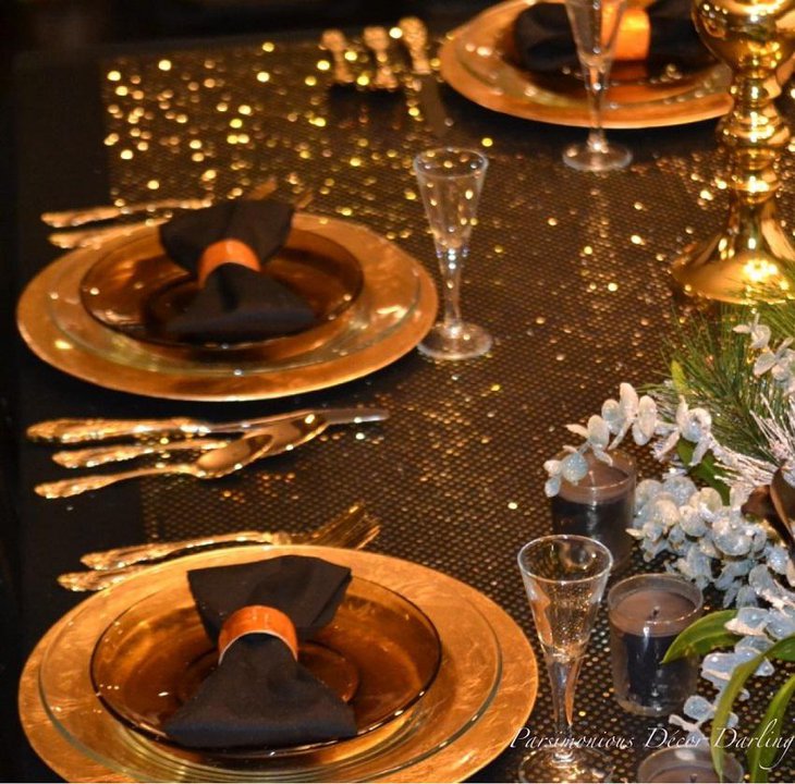 The Black White and Golden Splash New Years Eve Party Table Decoration