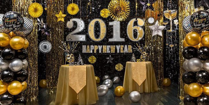 The Black White and Silver New Years Eve Extravagant Party Table Decoration