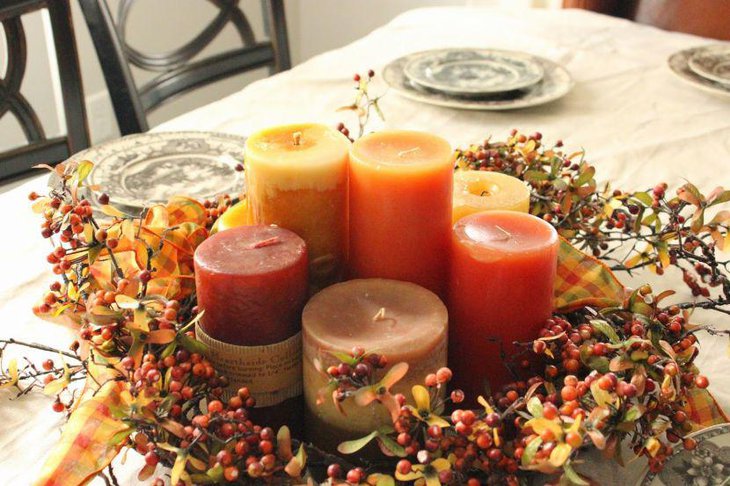 Trendy Thanksgiving Table Decor With Candles