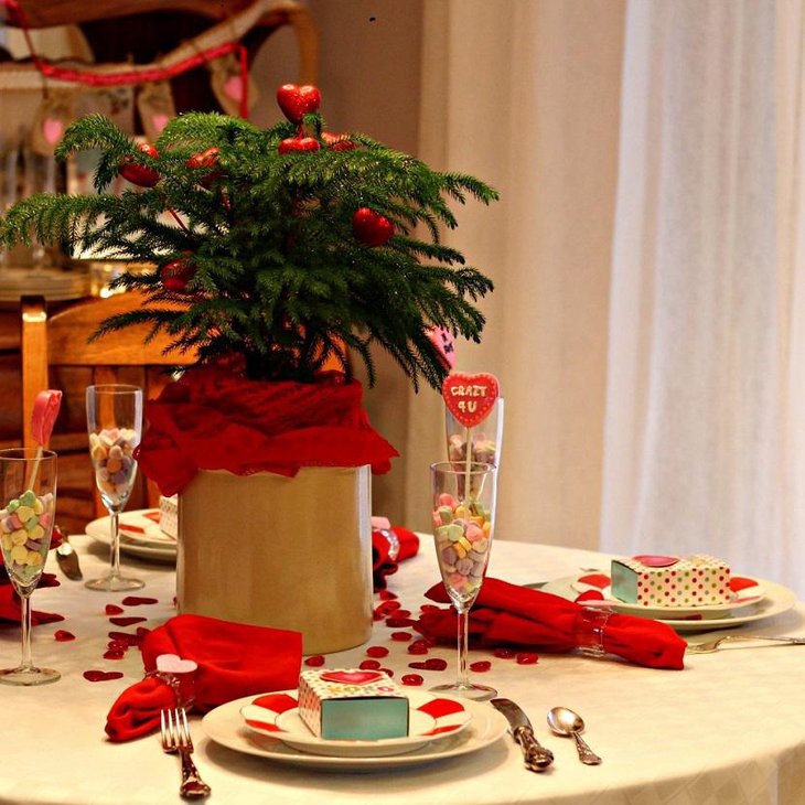 Valentine Table Decoration Using Hearts