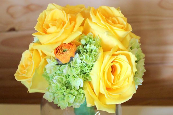 Wedding Flowers Bouquet with Yellow Roses and Green Hydrangea