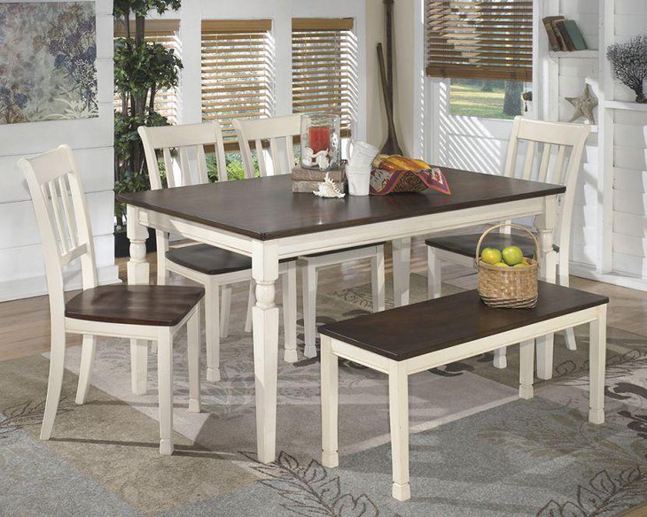 Whitesburg Modern Dining Table With 4 Chairs