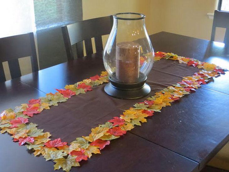 Amazing DIY Fall leaf table runner