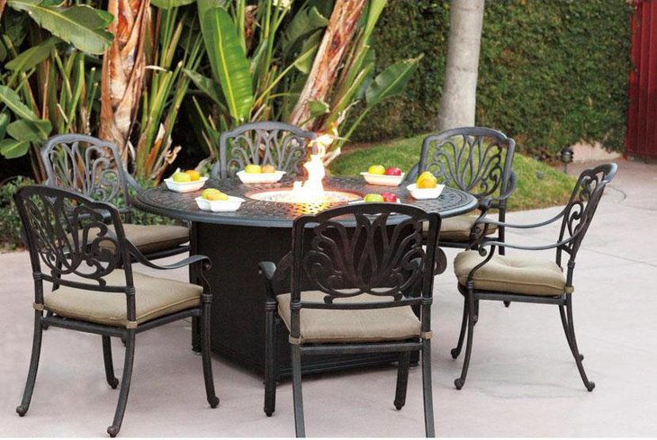 Beautiful Outdoor Round Dining Table with Firepit