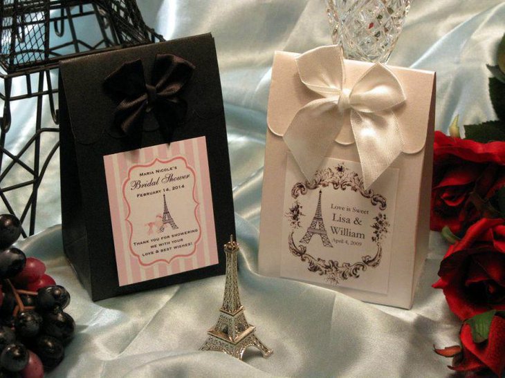 Beautiful wedding Eiffel Tower candy bags as table decor