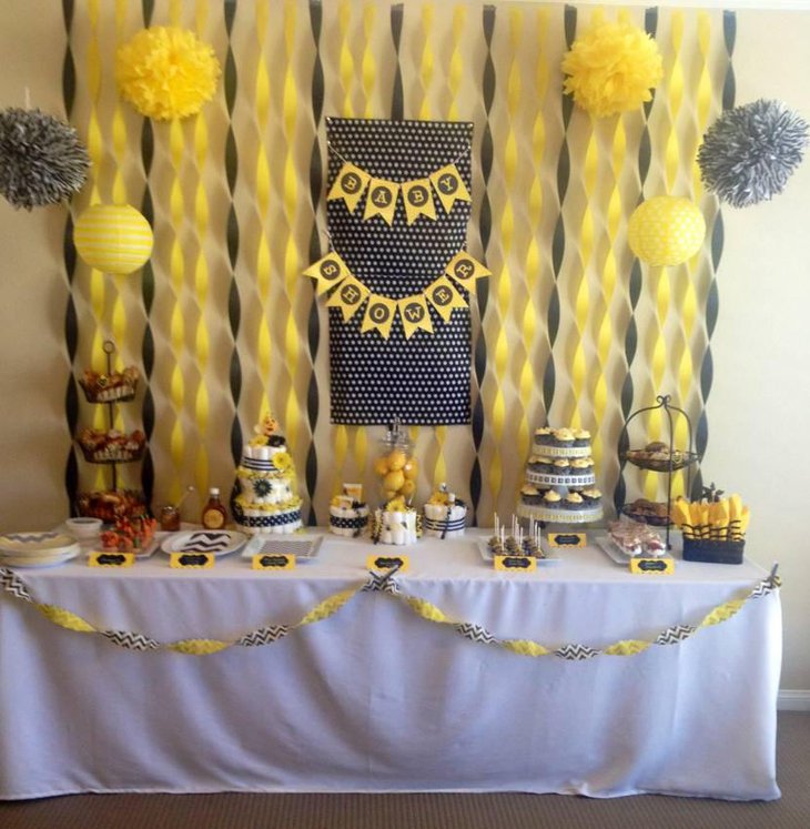 Bee Baby Shower Table