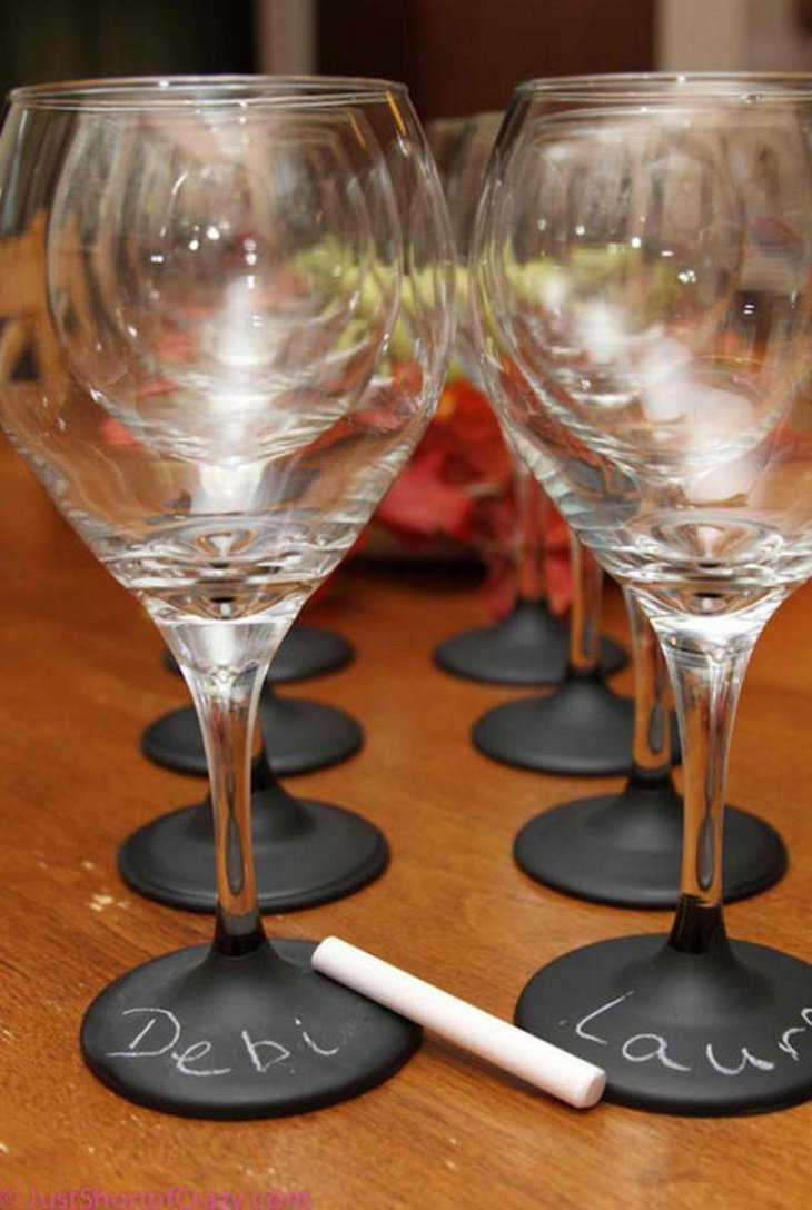Chalkboard wine glass decorations for adult birthday party table