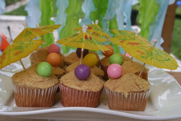 Cheap beach themed party table decor