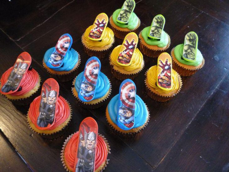 Colourful Avengers cupcakes for kids birthday party table
