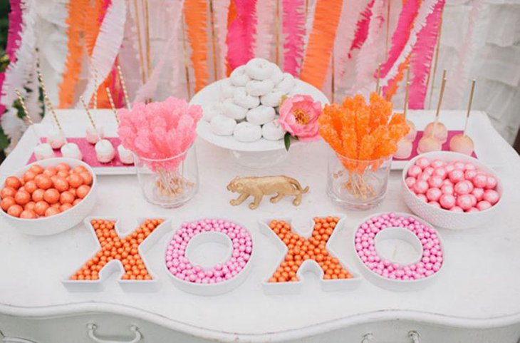 Cool lettered candy table idea