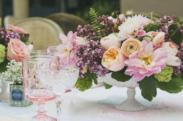 Creative flower arrangement for dinner table