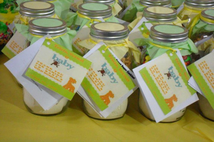Creative mason jars baby shower favor idea