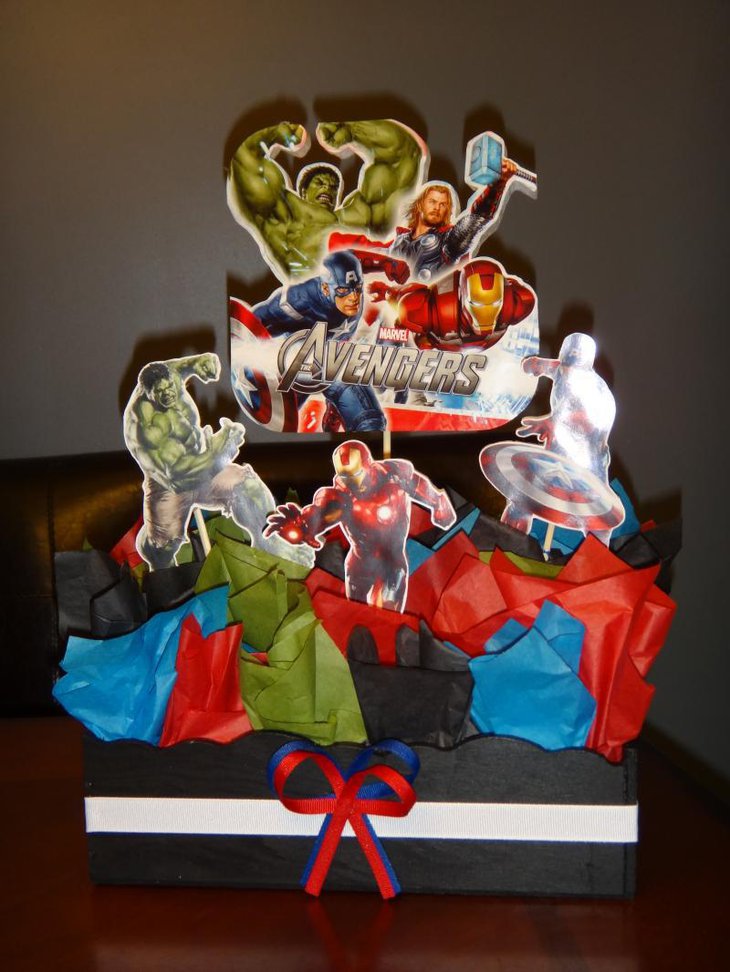 Cute DIY Avengers centerpiece for party table