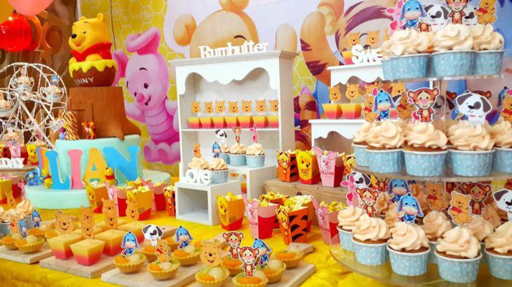 Cute Winnie the Pooh dessert table