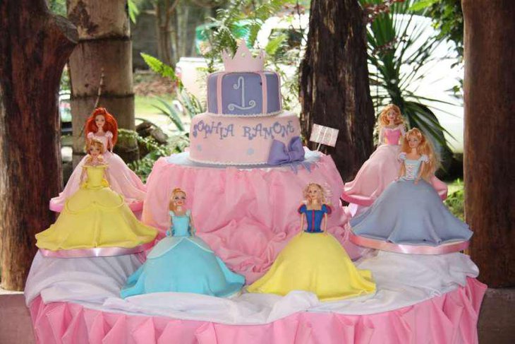Disney Princesses Themed Table with Birthday Cake