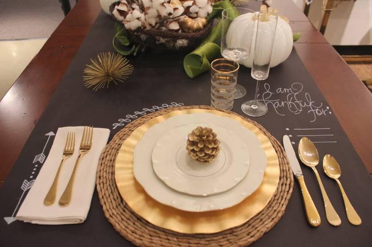 DIY Chalkboard Table Runner for Thanksgiving