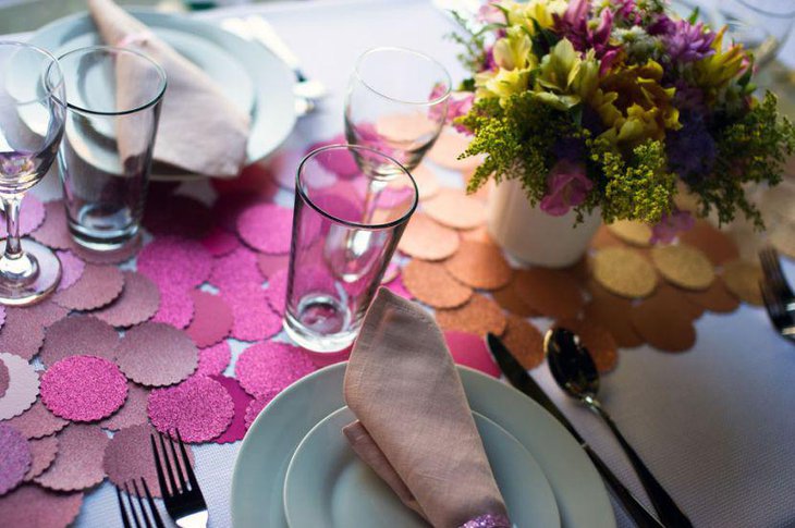 DIY Confetti Wedding Table Runner Idea