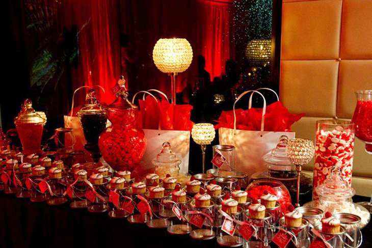 DIY red candy table idea for wedding