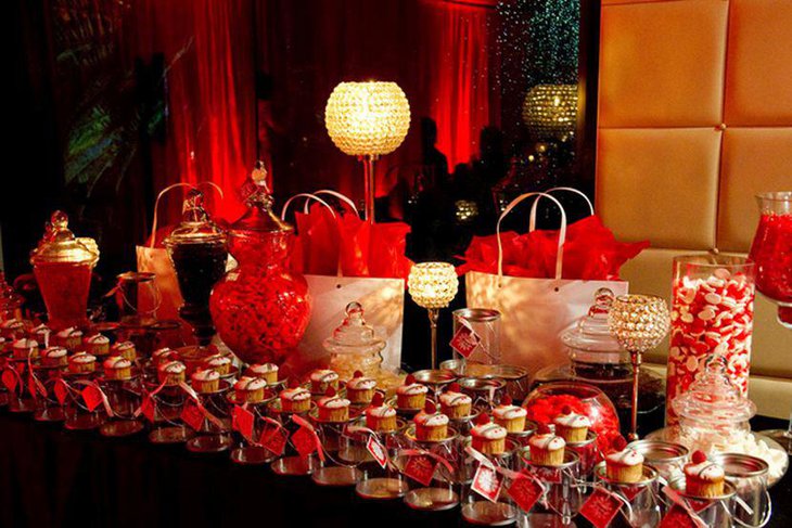 DIY red candy table idea for wedding