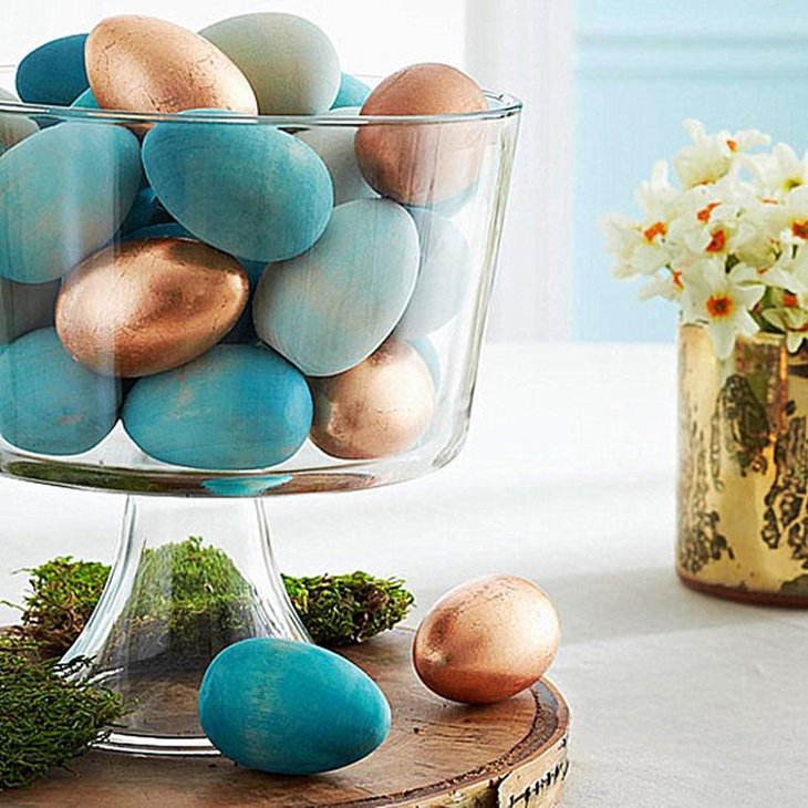 Easy Colored Eggs Easter Centerpiece Ideas