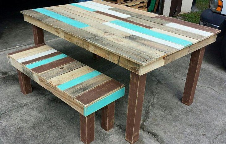 Easy to make DIY pallet dining table with matching bench