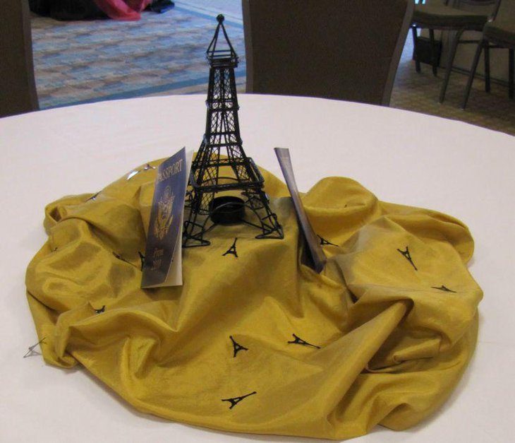 Eiffel Tower centerpiece in black