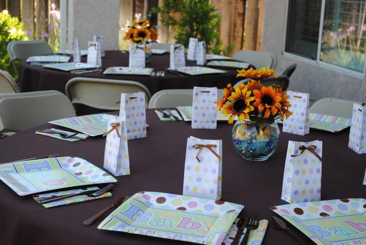 Elegant Baby Shower Table Setting Ideas