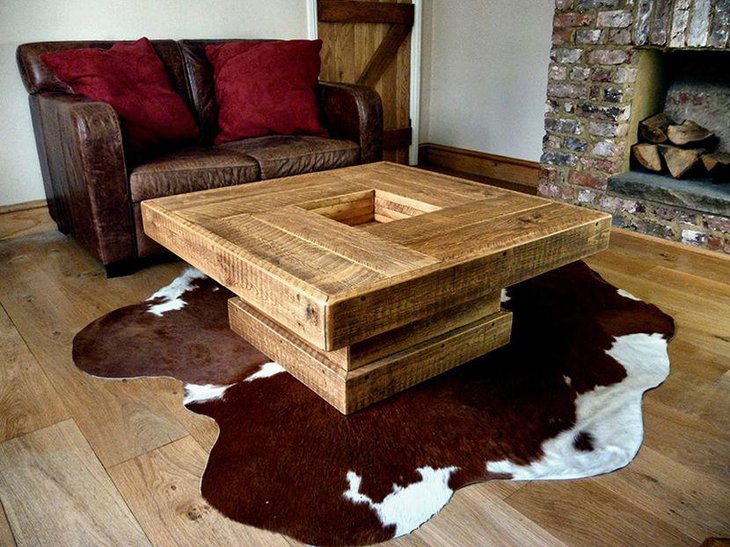 Elegant DIY rustic coffee table