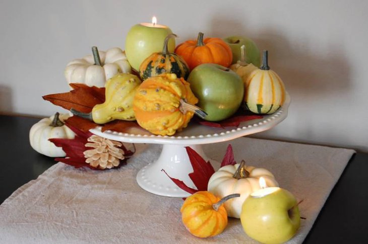 Fall Elements as Natural Thanksgiving Centerpieces 4